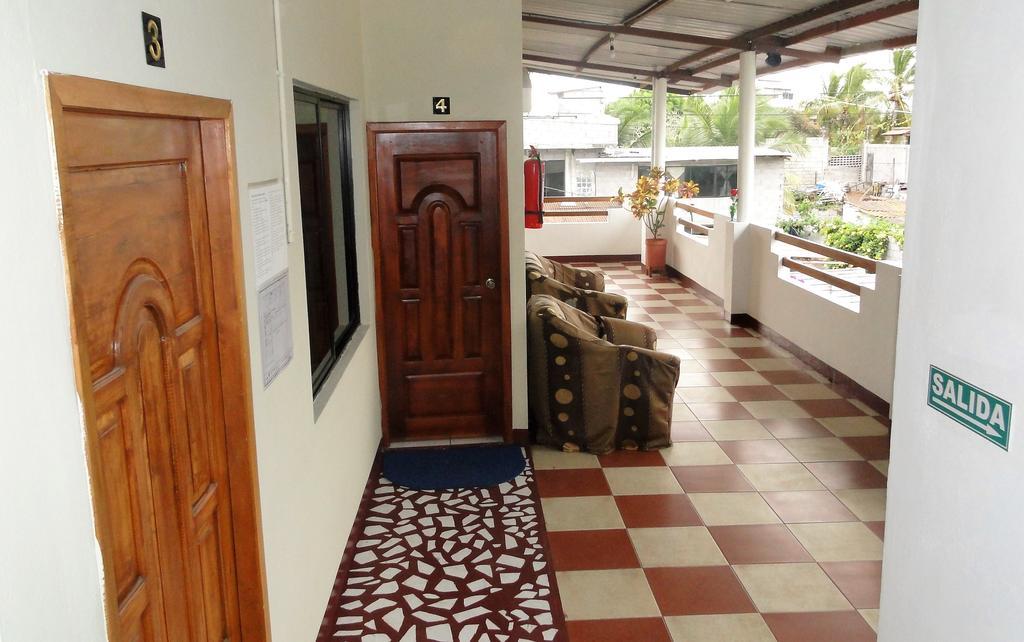 Hostal Arena Negra Пуерто Айора Екстериор снимка
