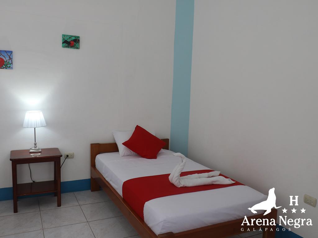 Hostal Arena Negra Пуерто Айора Екстериор снимка