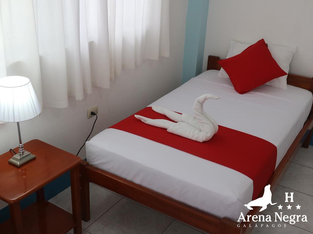 Hostal Arena Negra Пуерто Айора Екстериор снимка