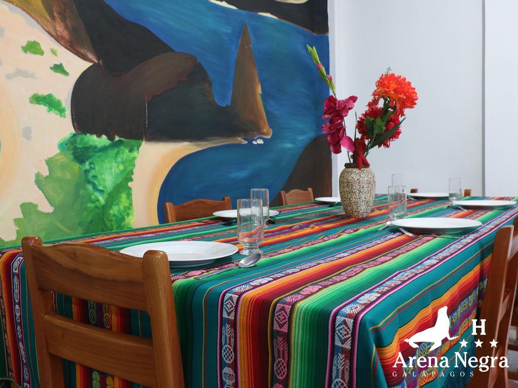 Hostal Arena Negra Пуерто Айора Екстериор снимка