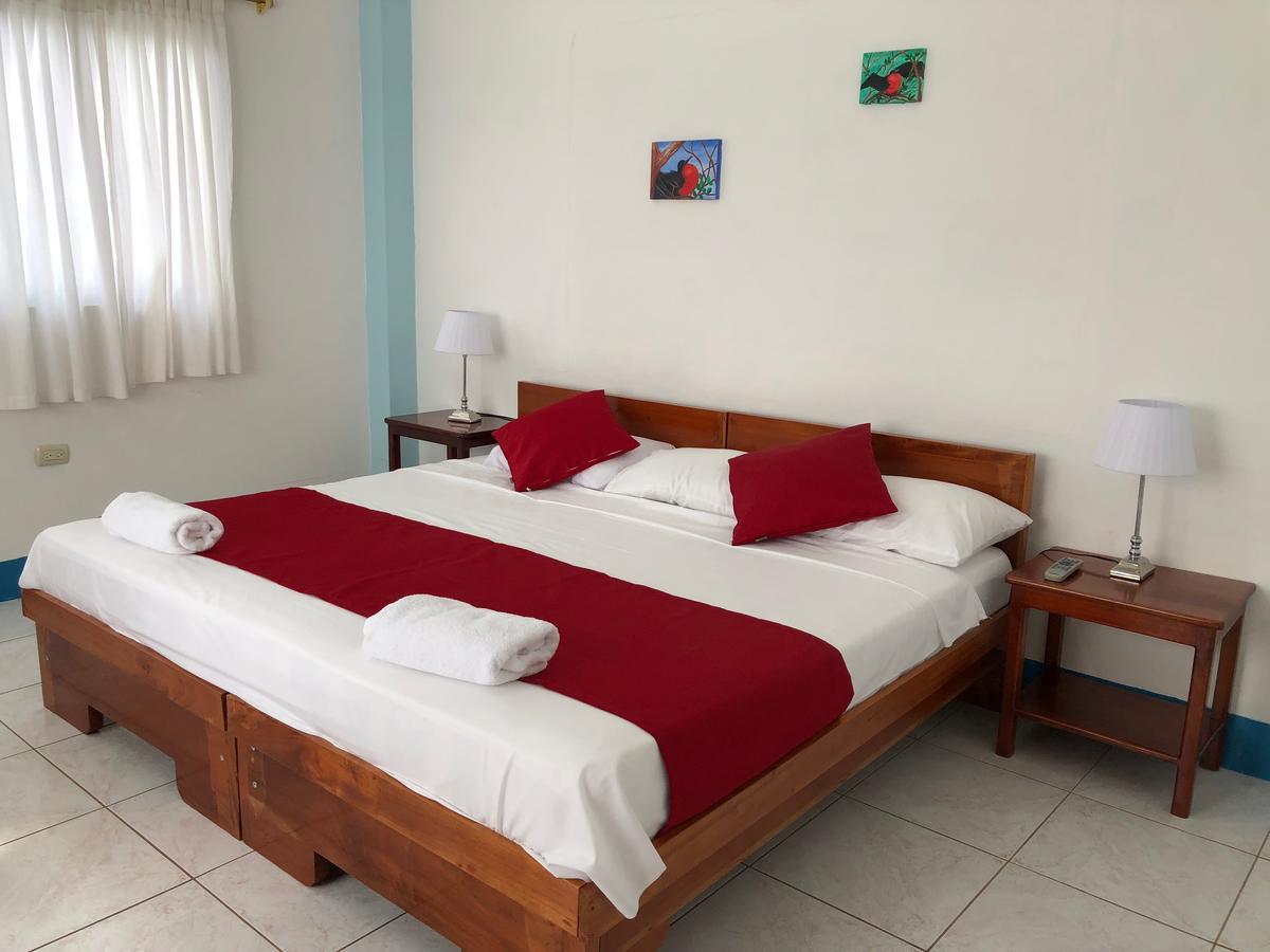 Hostal Arena Negra Пуерто Айора Екстериор снимка